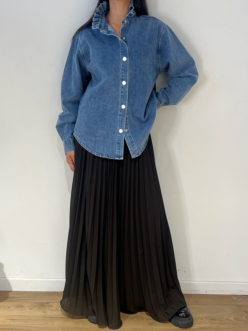 Chemise à col volanté en Jean 100% coton
