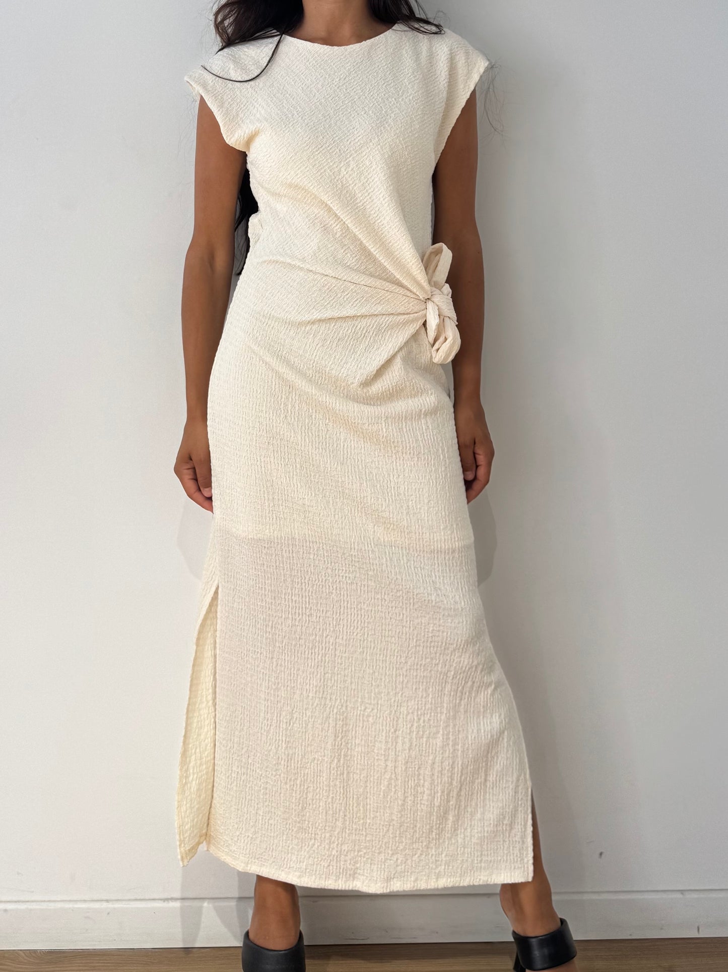 Robe crêpe à nœud
