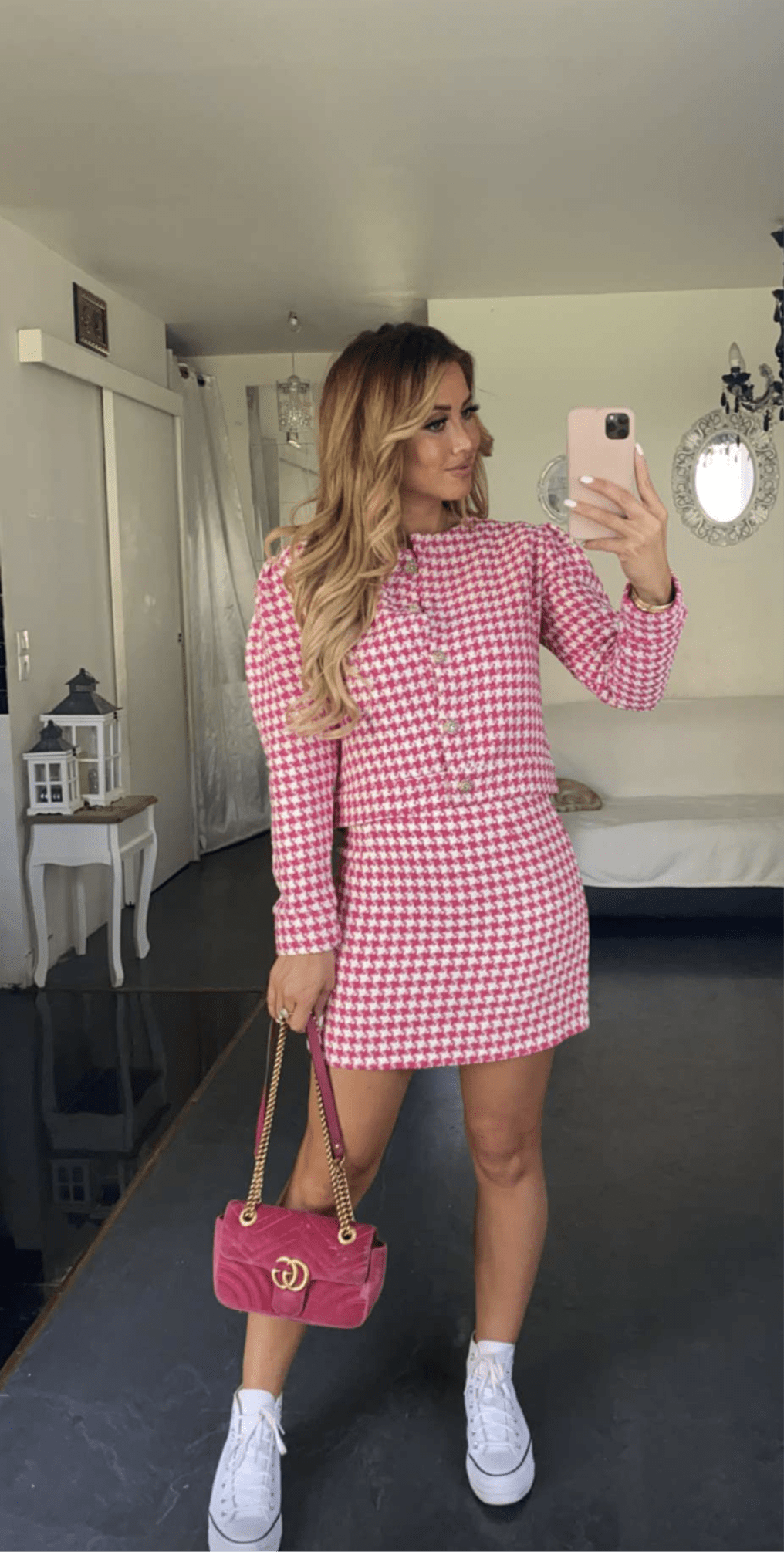 Ensemble Chacha à carreaux rose pour un look casual chic