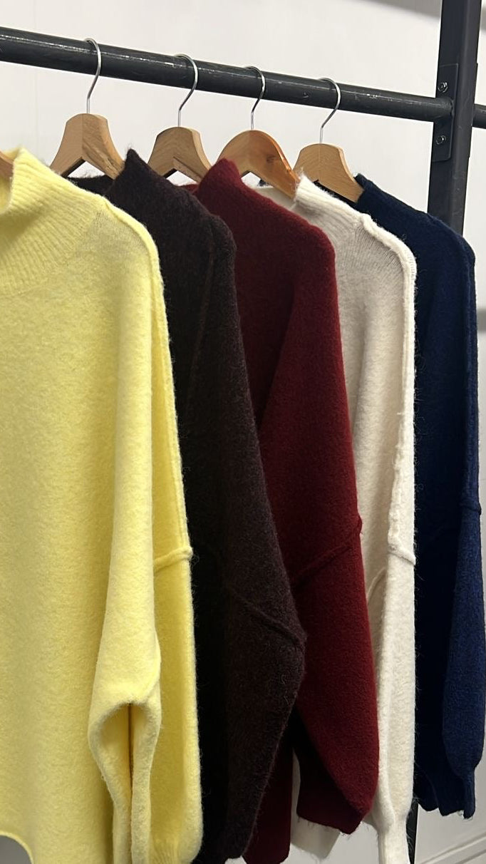 Pull « Doudou » col montant surpiqué en Laine - 5 Coloris