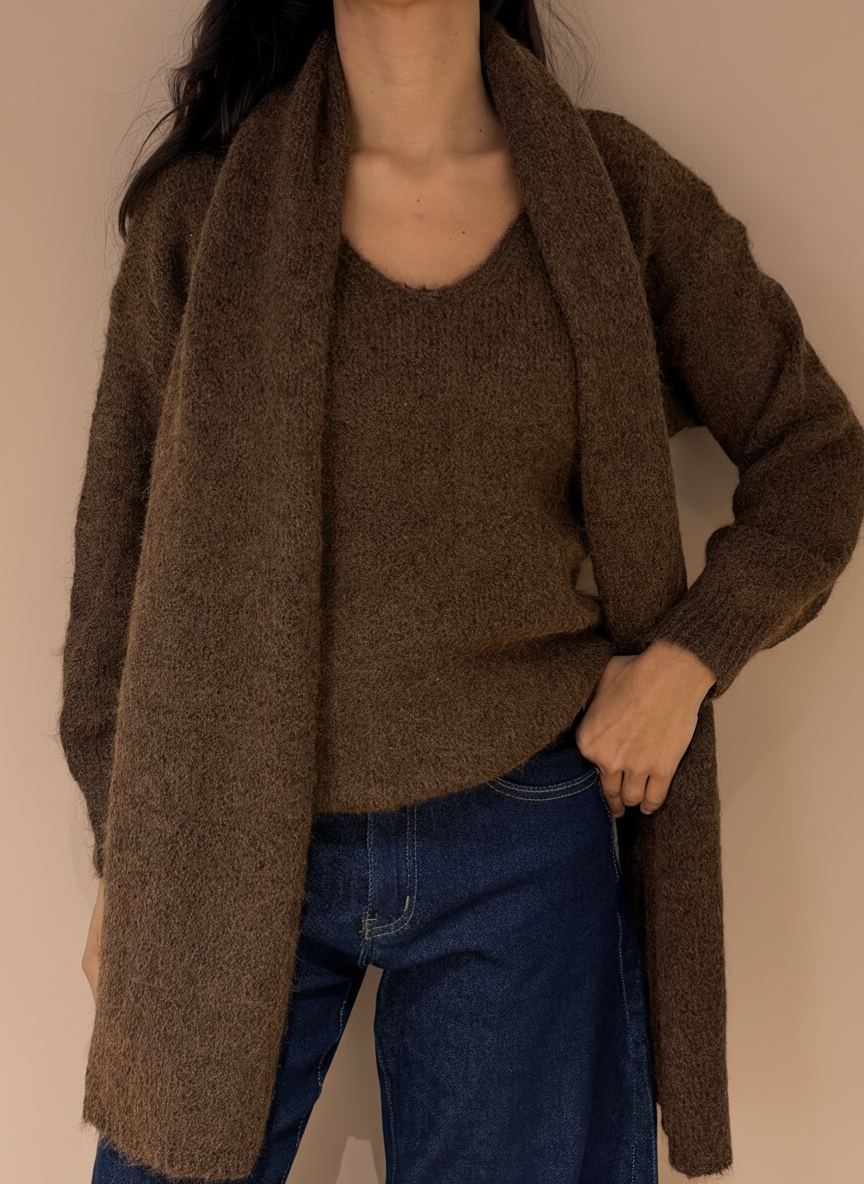 Pull Laine mélangé avec écharpe