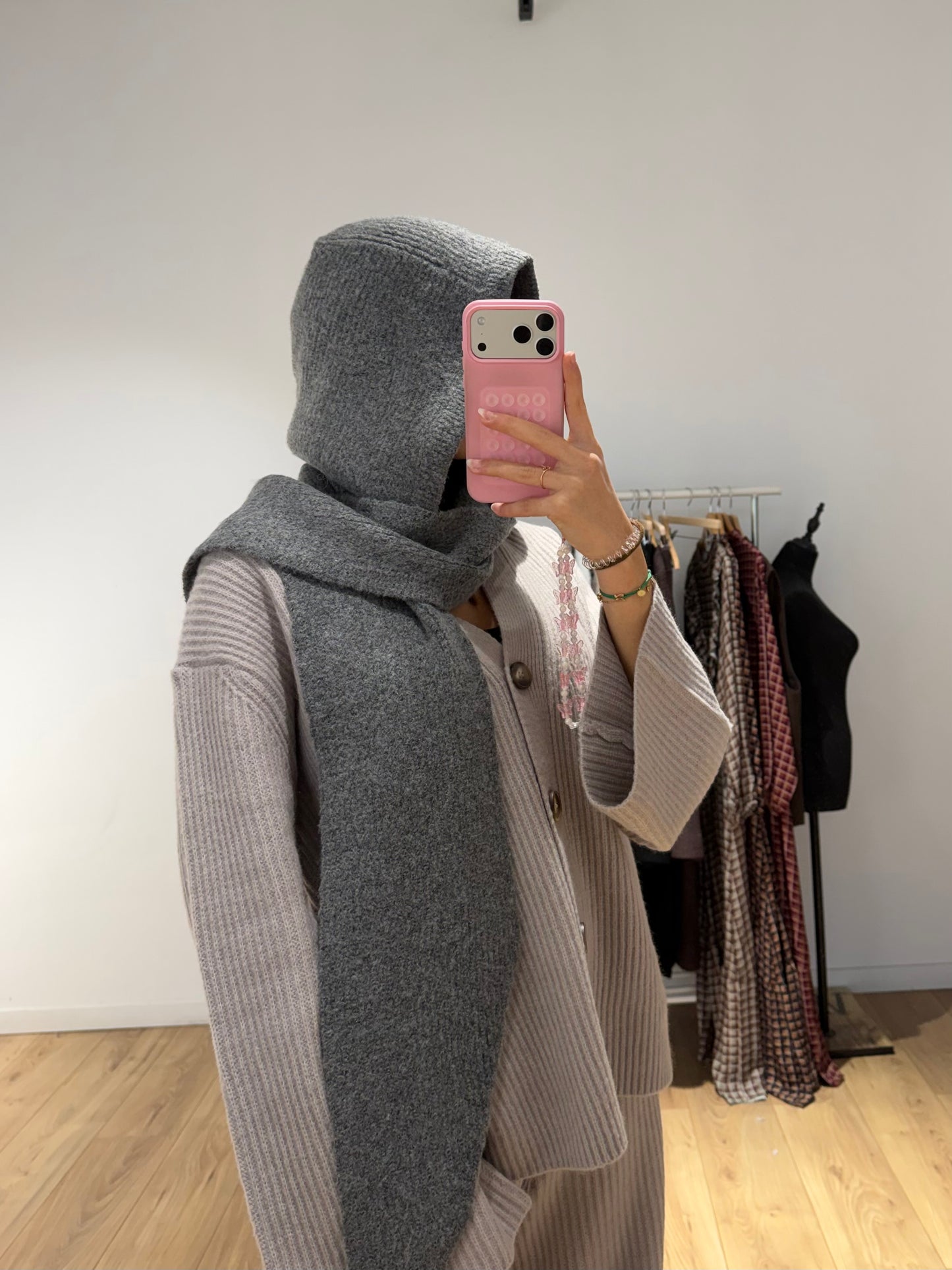 Écharpe avec capuche en Laine