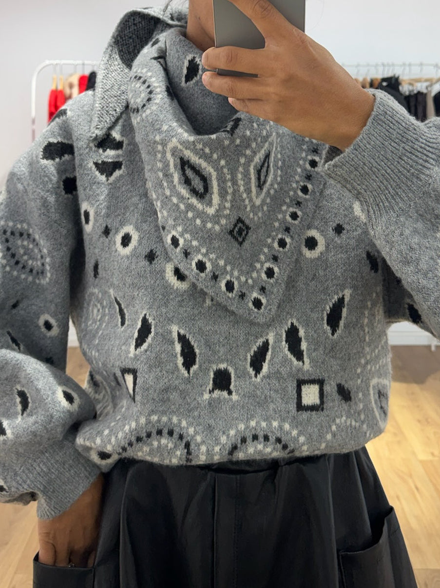Pull bandana gris en laine mélangée, look modeste