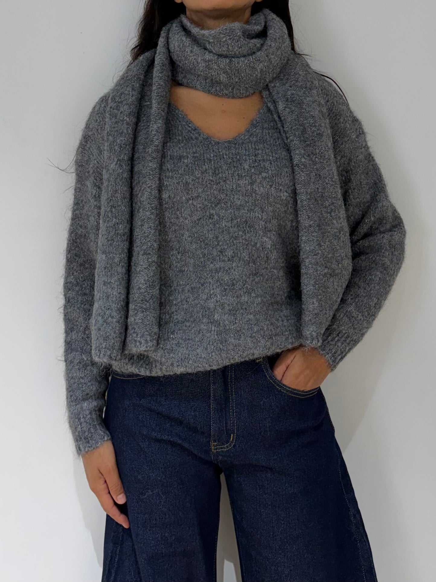 Pull Laine mélangé avec écharpe