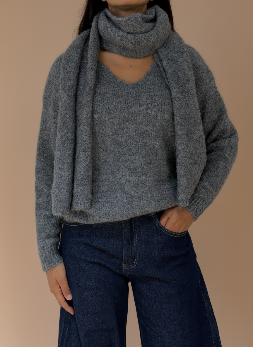 Pull Laine mélangé avec écharpe