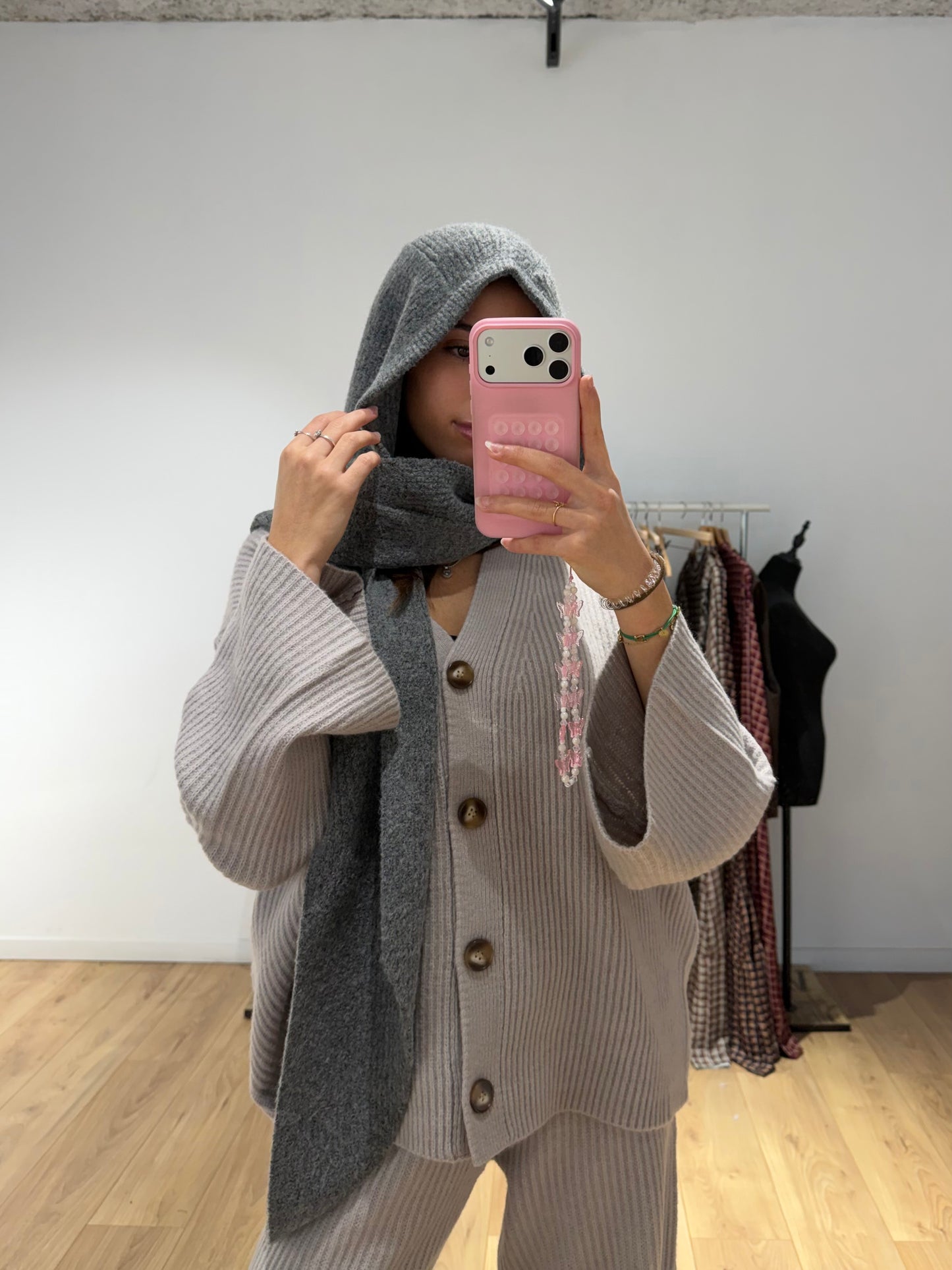 Écharpe avec capuche en Laine