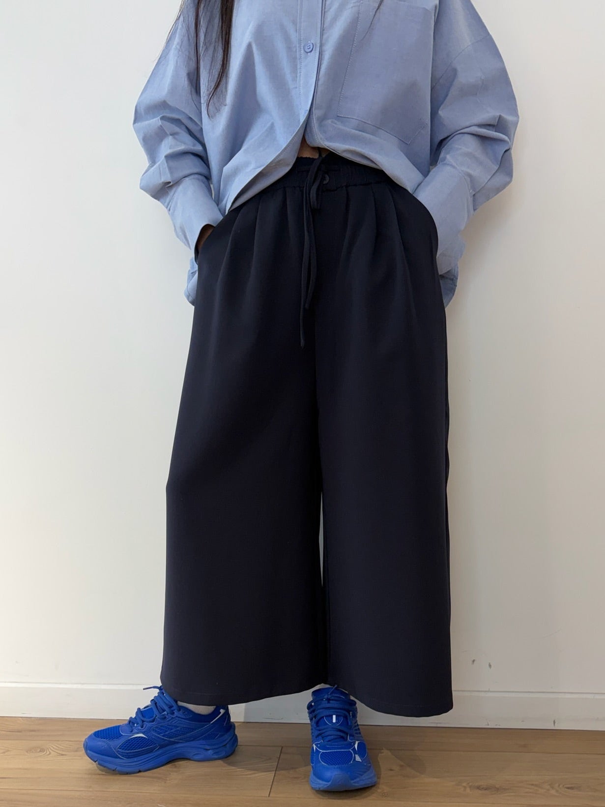 Bermuda long  – Beige / bleu marine