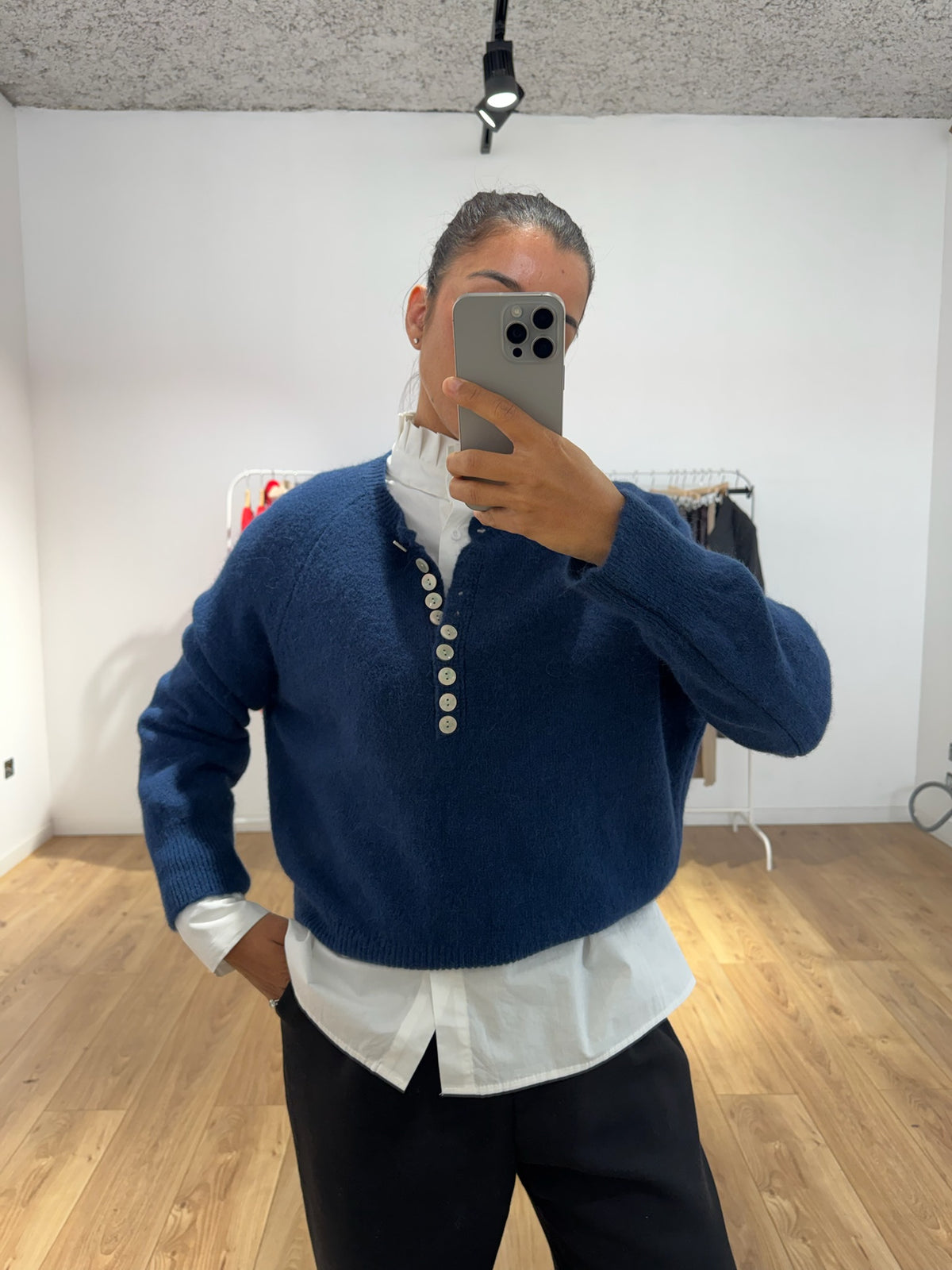 Pull boutonné en baby alpaga et laine – KATA PARIS