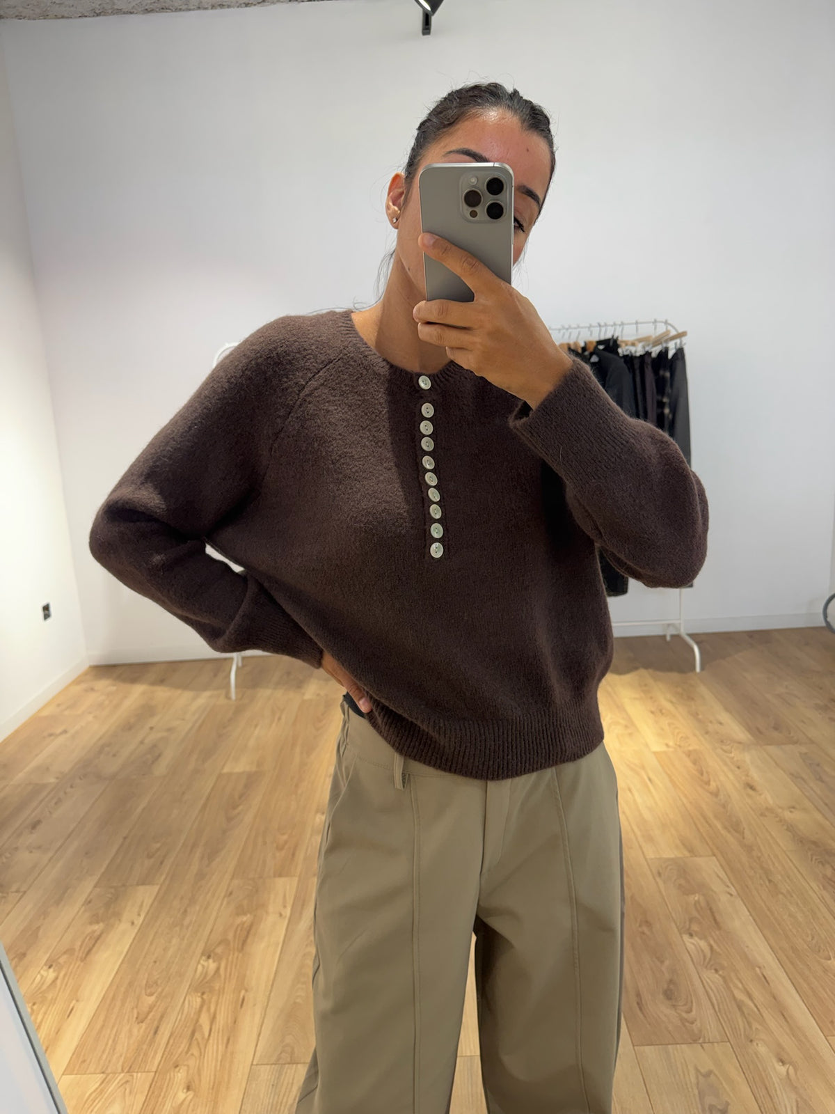 Pull boutonné en baby alpaga et laine – vue 2
