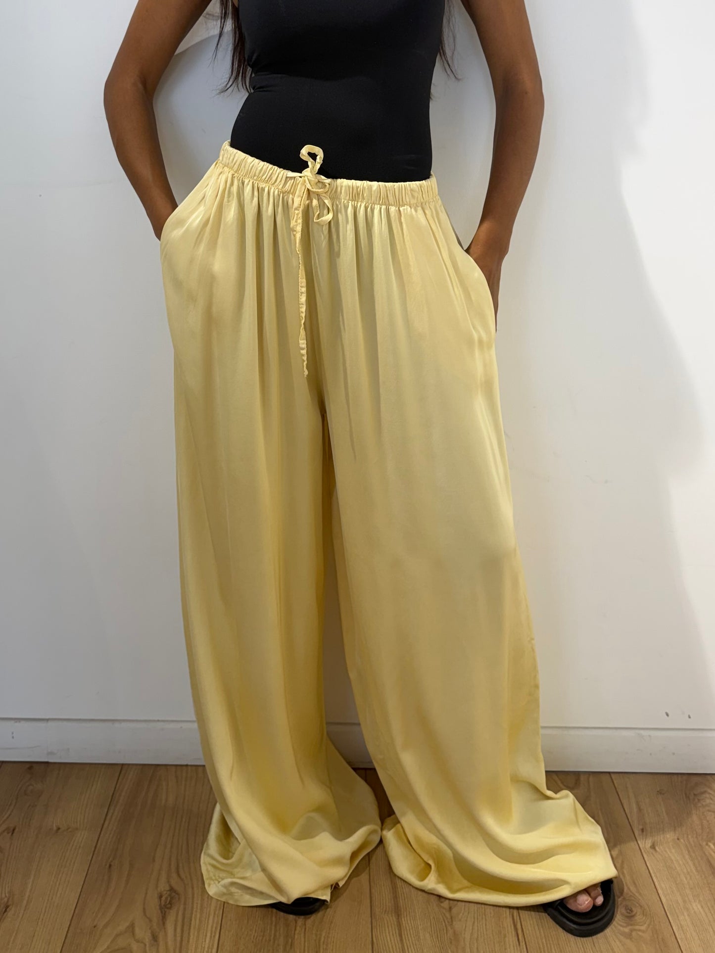 Pantalon fluide satiné  - 2 Coloris