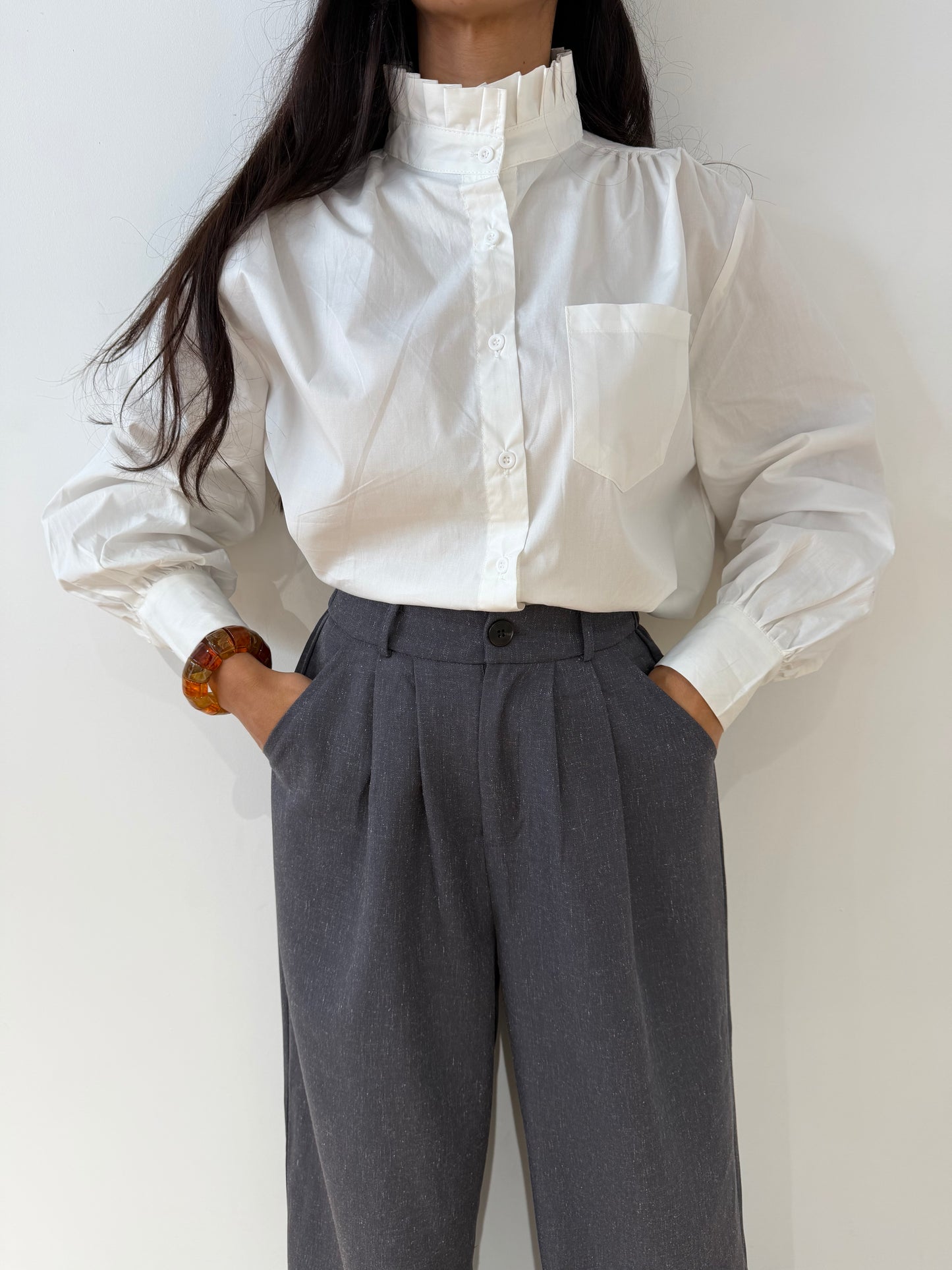 Pantalon à pinces femme taille haute large gris anthracite clair Kata Paris
