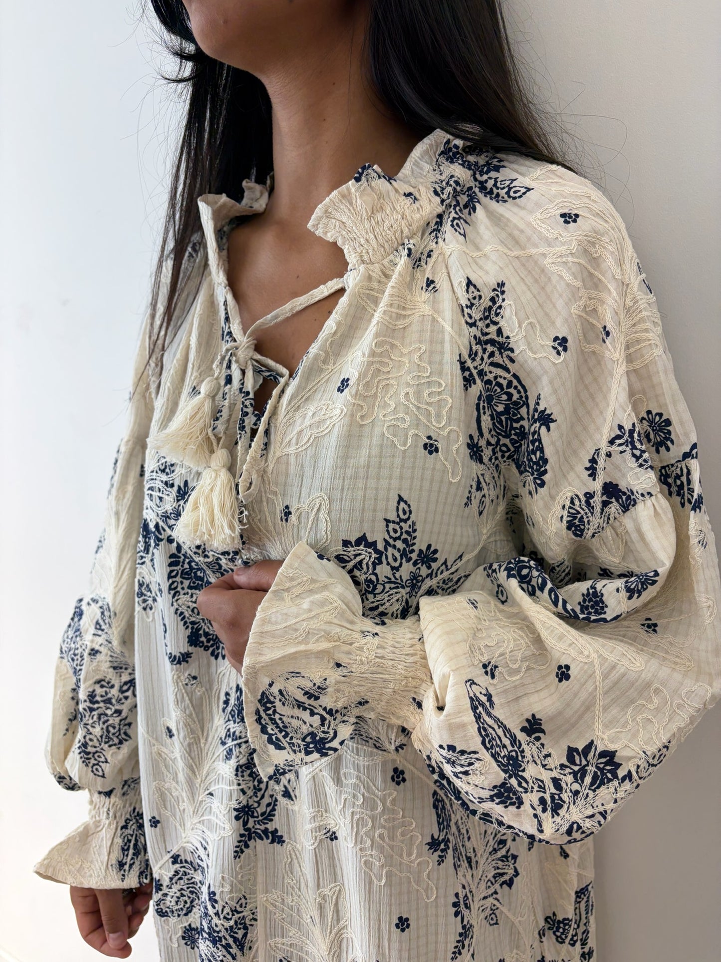 Robe longue brodée