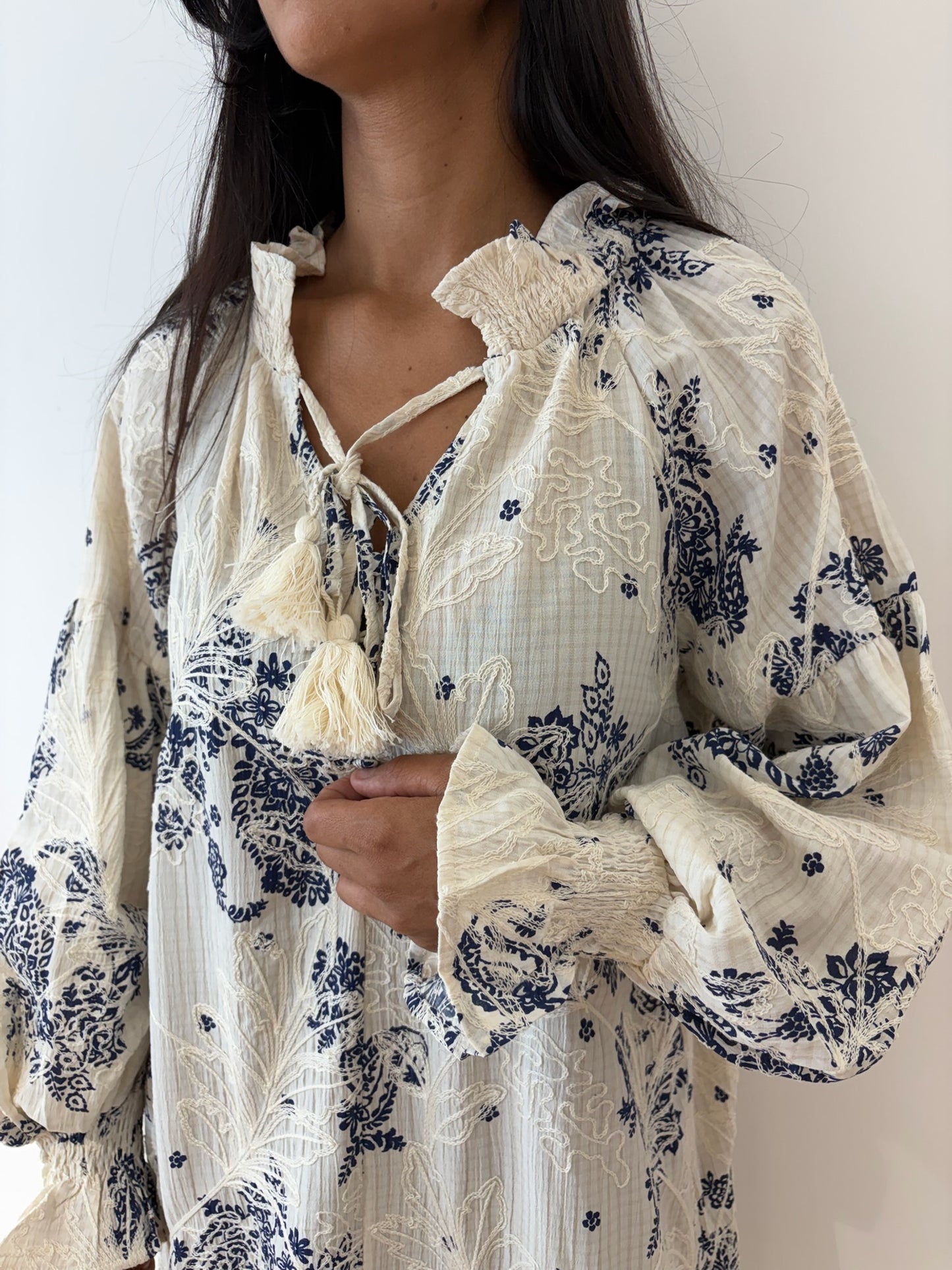 Robe longue brodée