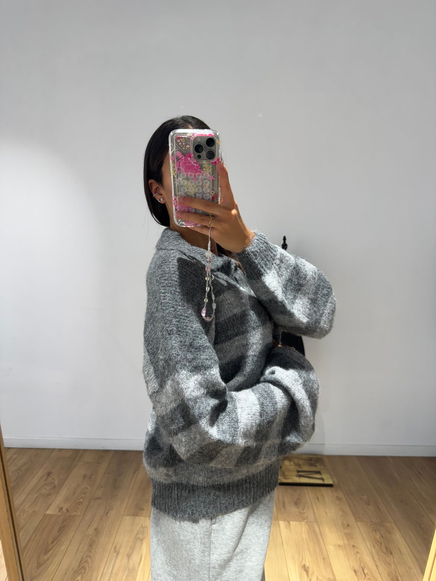 Pull rayer col v en Laine