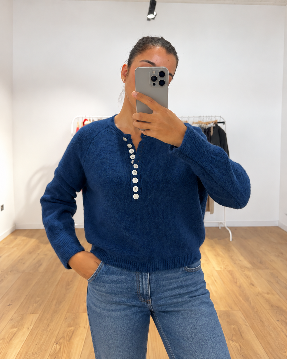 Pull boutonné en baby alpaga et laine – vue 5