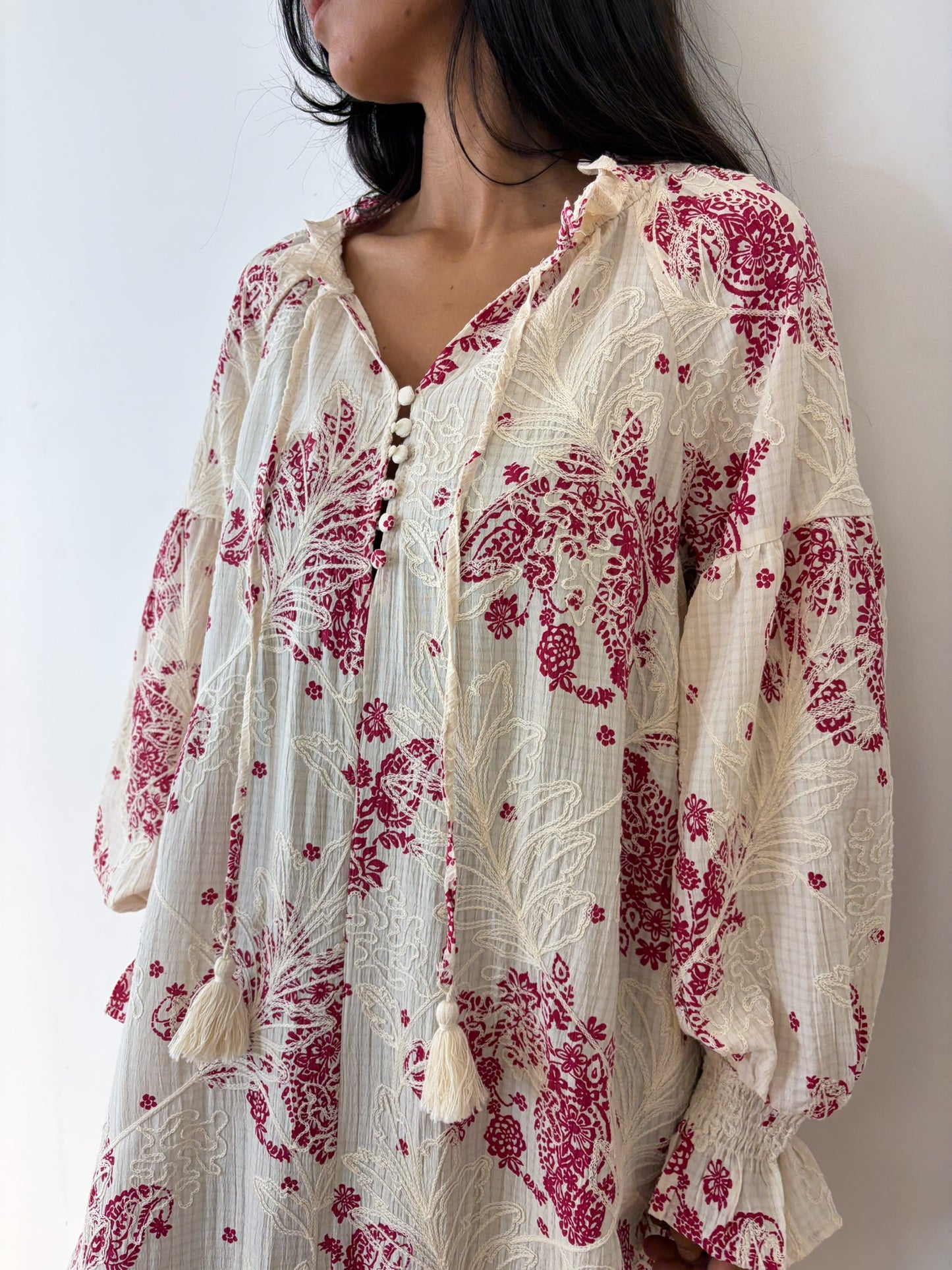 Robe longue brodée