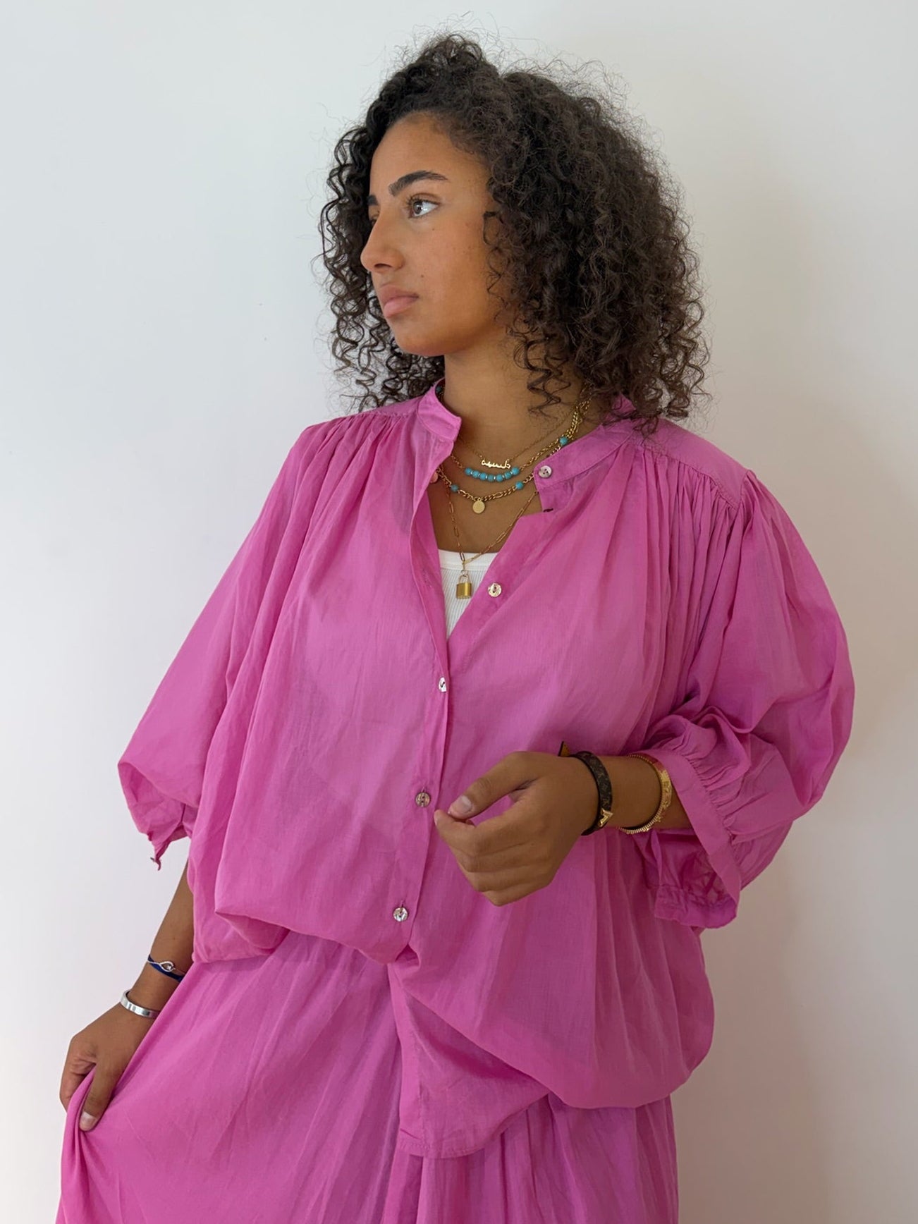 Chemise en voile de coton – Bleu marine / rose fuchsia