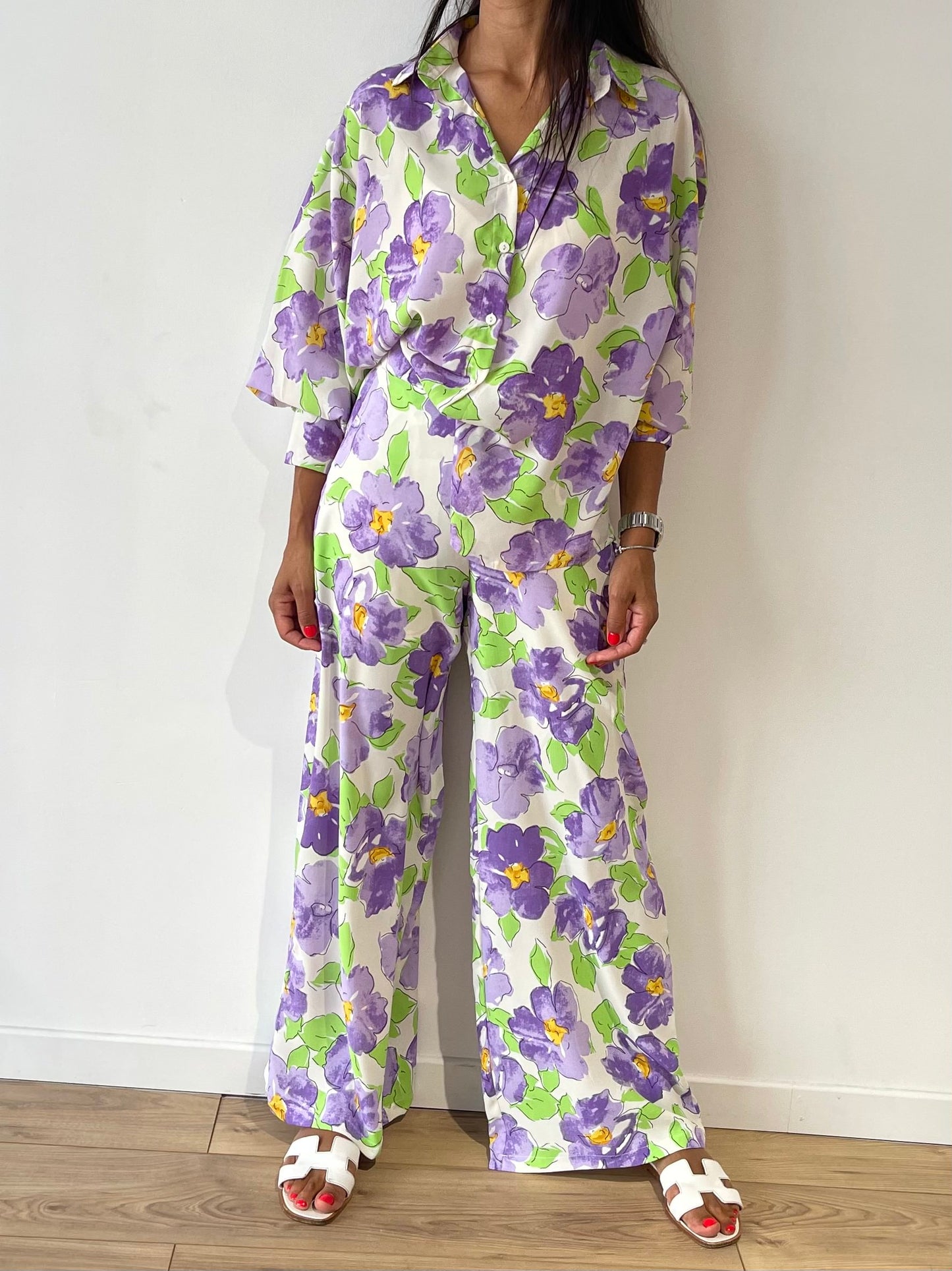 Ensemble décontracté Linda en motif floral violet et vert