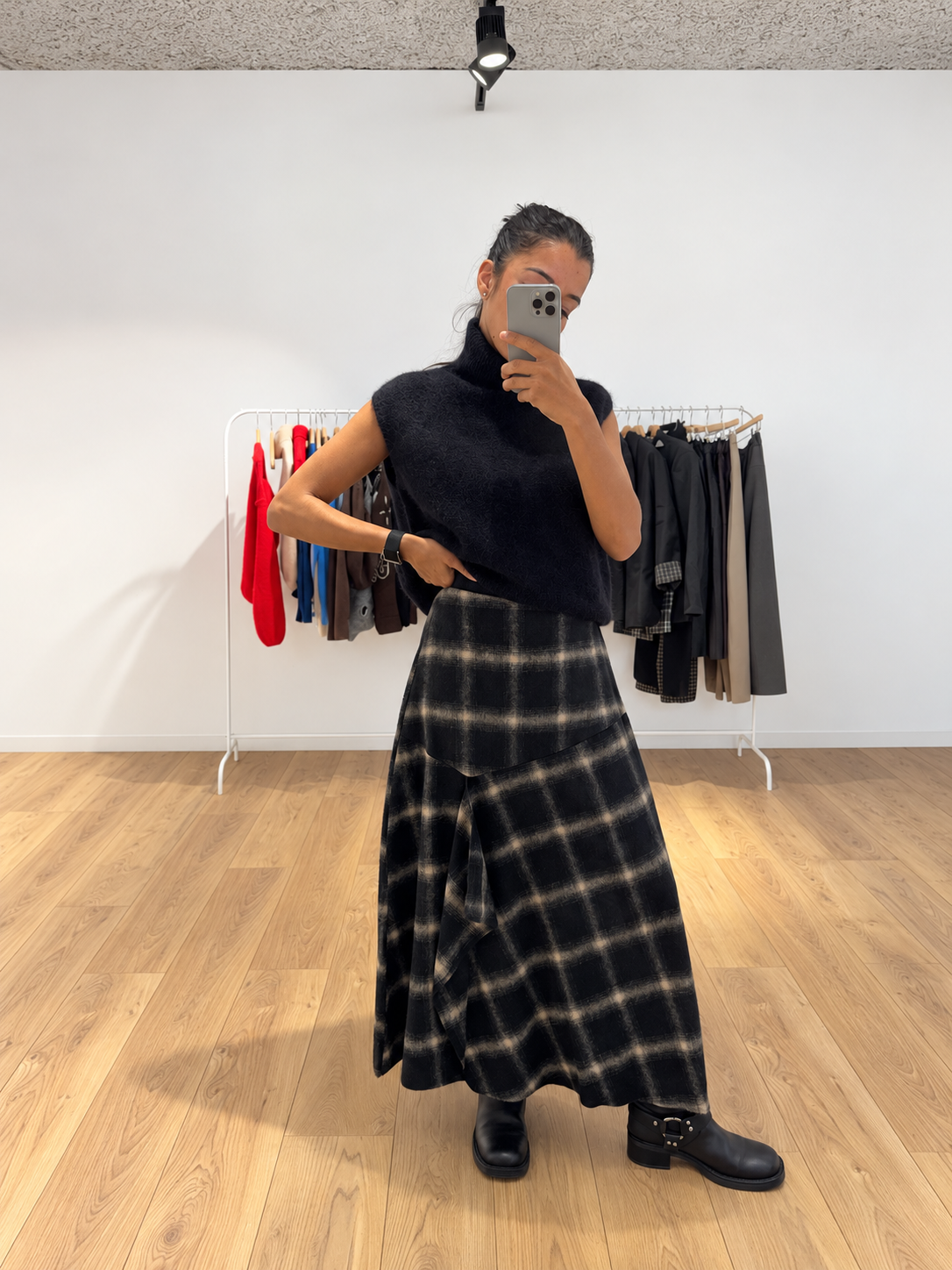Pull sans manches col roulé en alpaga et laine – vue 5