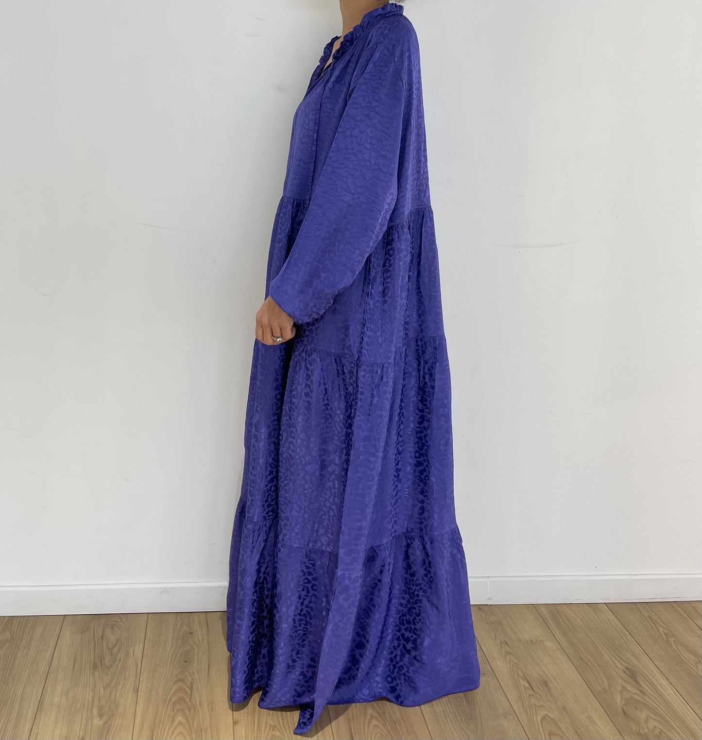 Robe bohème longue violet motif léopard