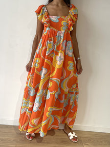 Robe maxi à fleurs orange vif, idéale pour les sorties printanières