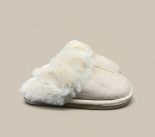 Chaussons en fourrure beige
