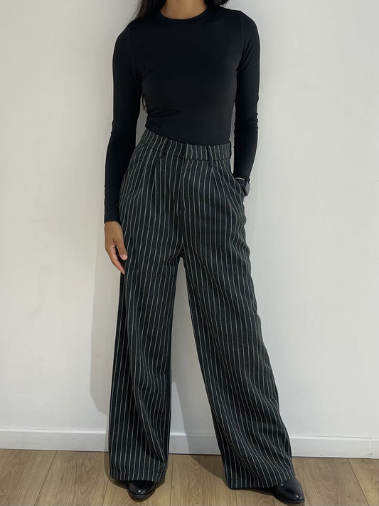 Pantalon femme rayé noir et blanc taille haute