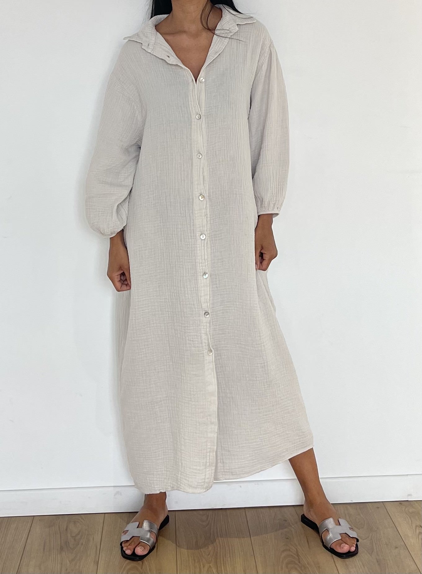 Robe ample beige en gaze de coton décontractée